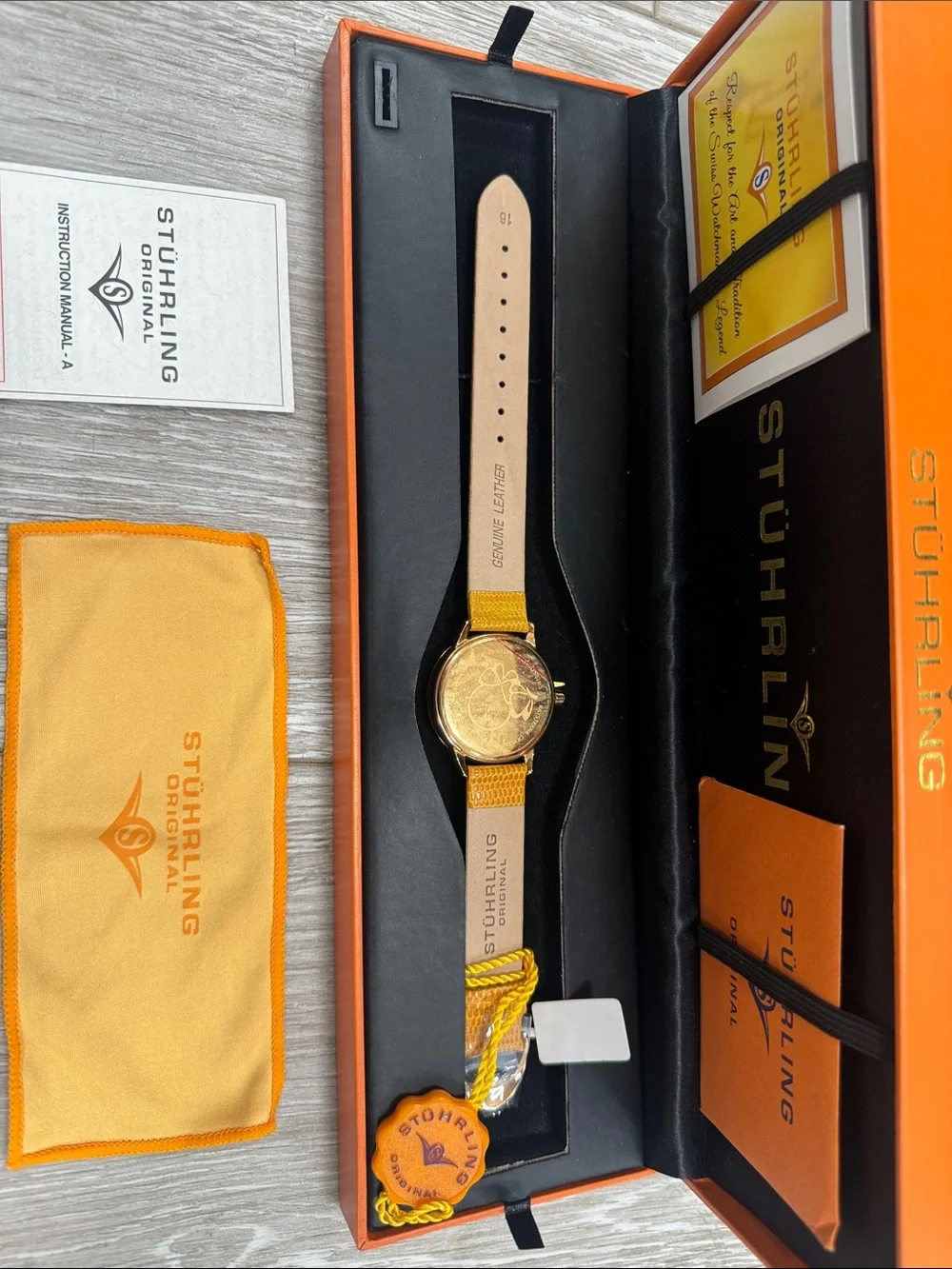 Stuhrling Original elegant rose